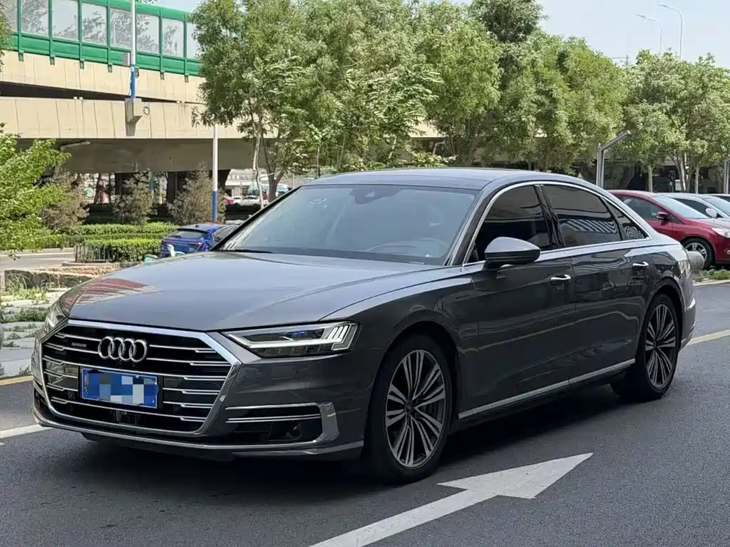 Audi A8 2021