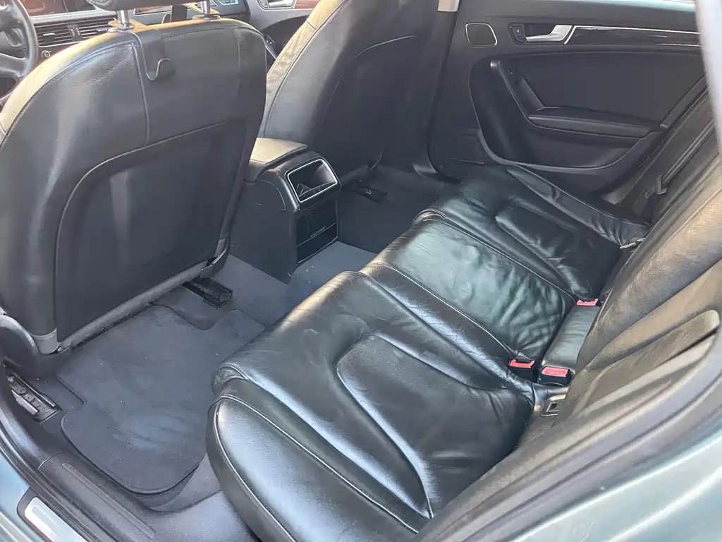 Audi A4L — миниатюра 10