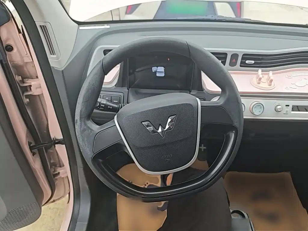 Wuling MINIEV — миниатюра 11
