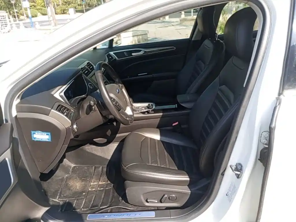 Ford Mondeo — миниатюра 15