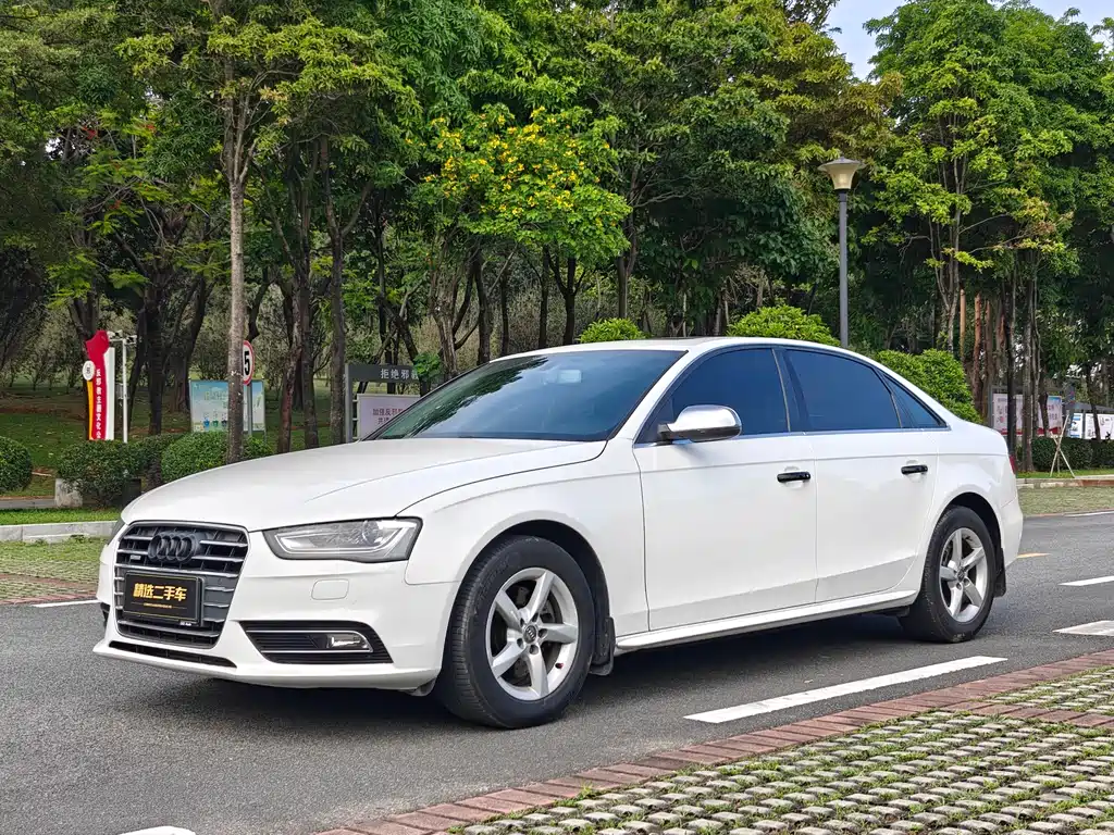 Купить Audi A4L