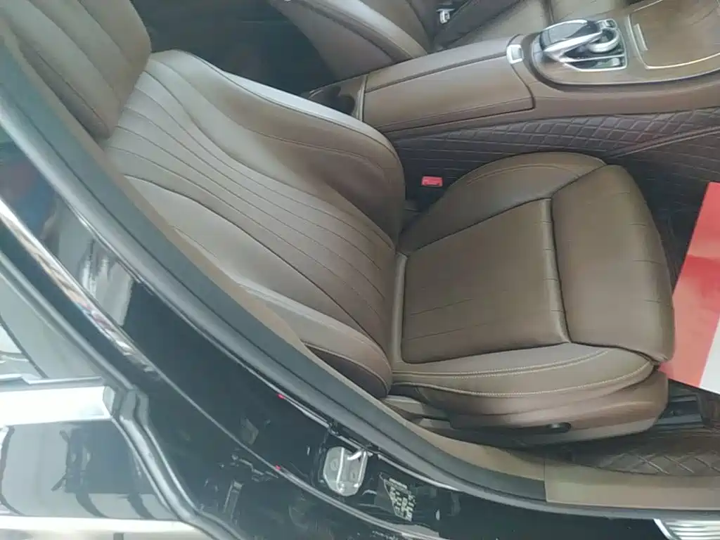 Mercedes-Benz E-Class — миниатюра 25