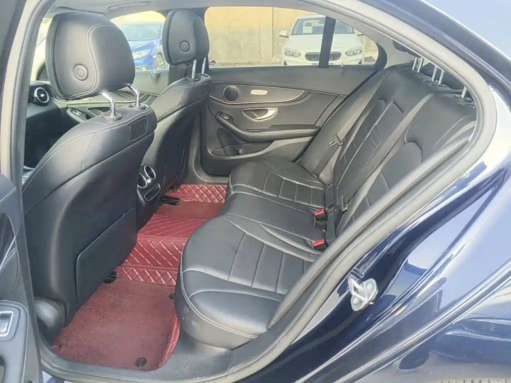 Mercedes-Benz C-Class — миниатюра 17