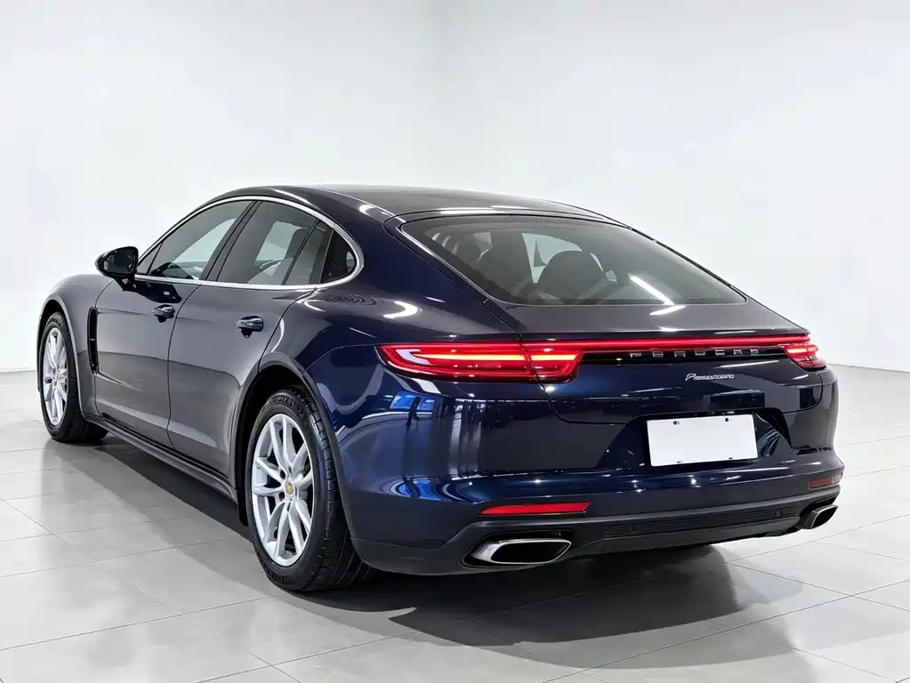 Porsche Panamera — миниатюра 10
