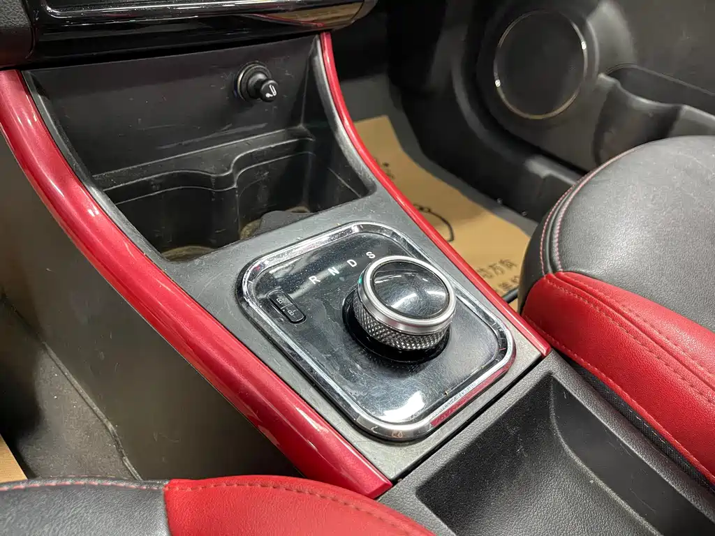 BAIC New Energy EX — миниатюра 17