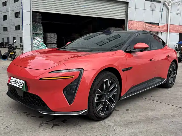 2025 Avatr 06