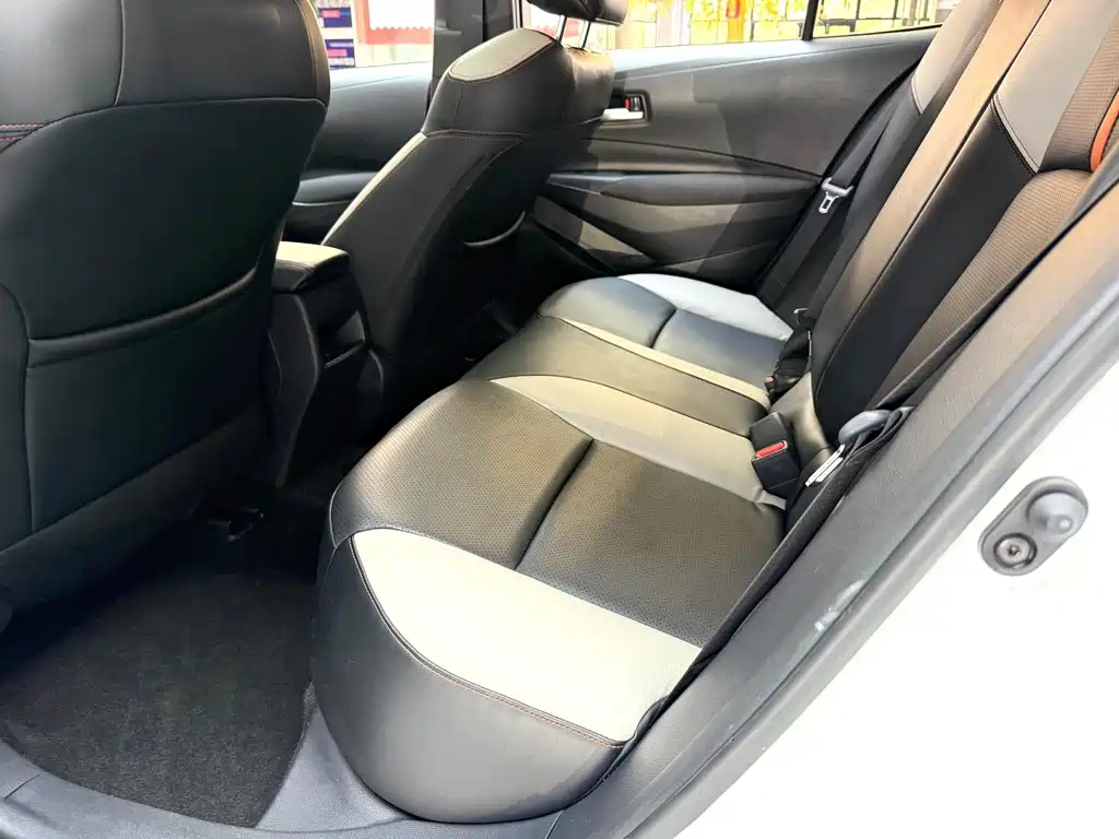 Toyota Corolla — миниатюра 6
