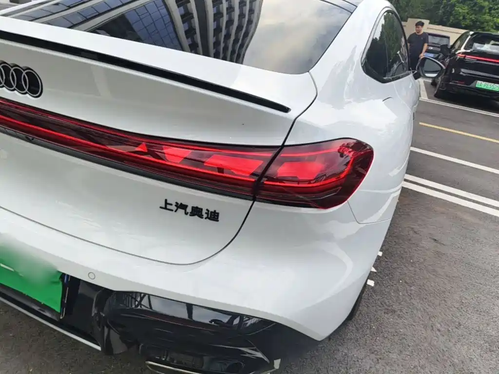 Audi A5L Sportback — миниатюра 8