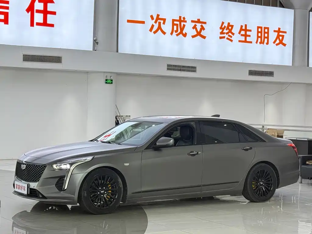 CADILLAC CT6