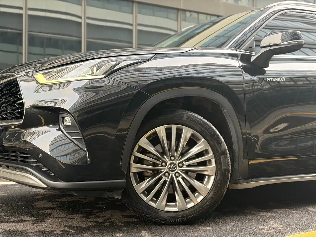 Toyota Highlander — миниатюра 7