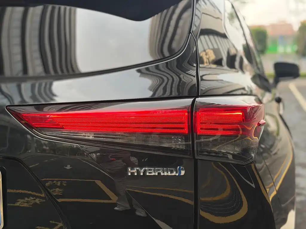 Toyota Highlander — миниатюра 24