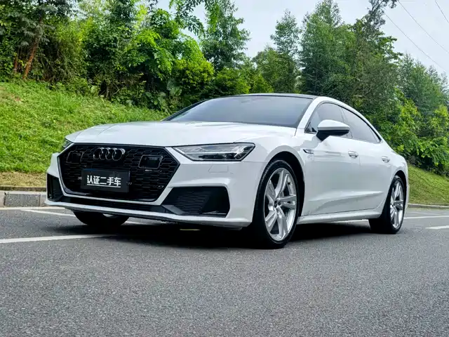 Audi A7L
