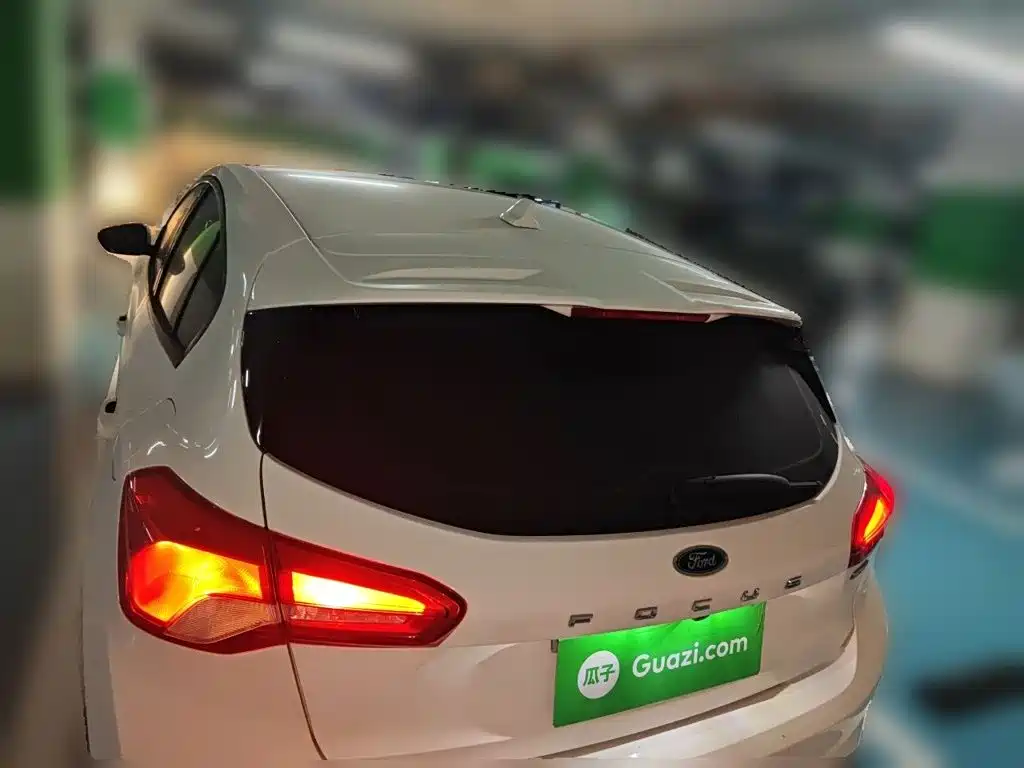 Ford Focus 2020 EcoBoost 180 AT