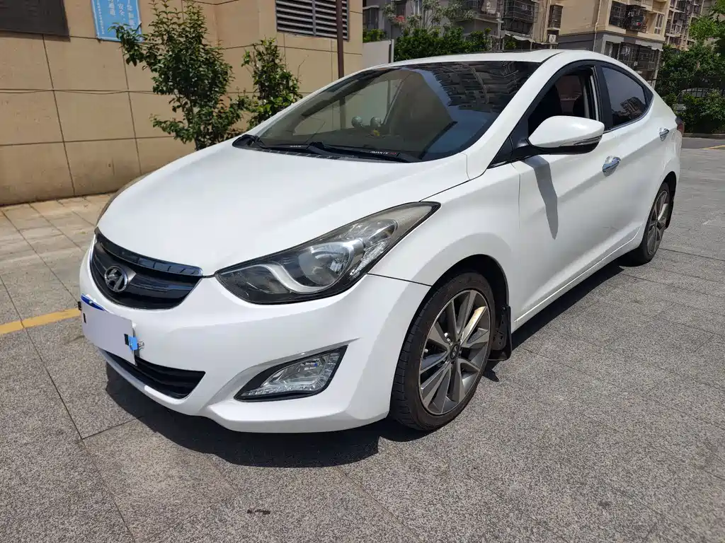 Hyundai Elantra Langdong 2014