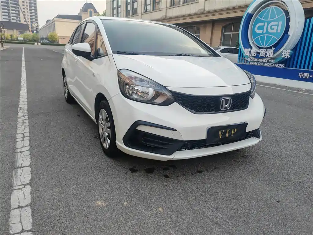 Honda Fit — миниатюра 6