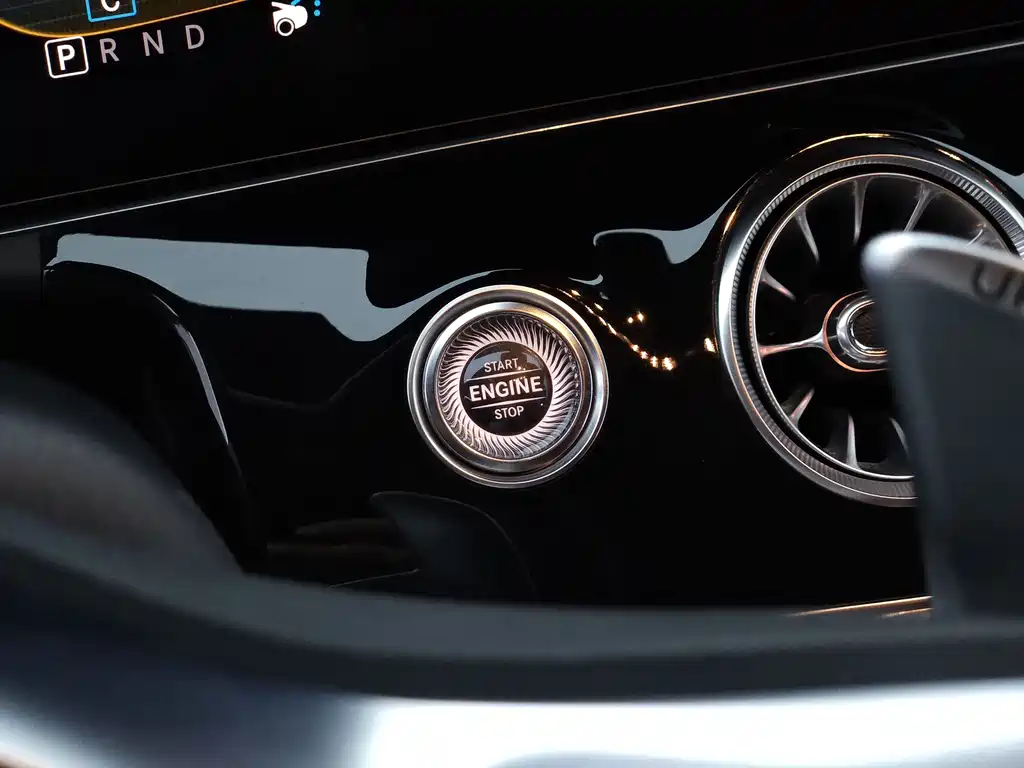 Mercedes-Benz AMG GT — миниатюра 21