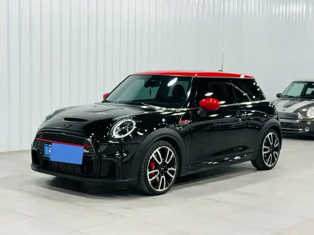 MINI JCW 2021