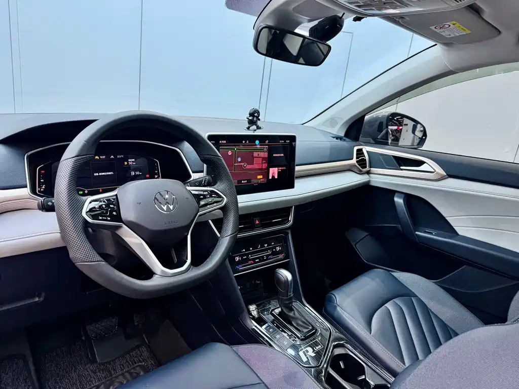 Volkswagen Tharu 2023 300TSI