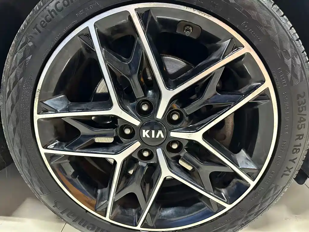 Kia K5 — миниатюра 13