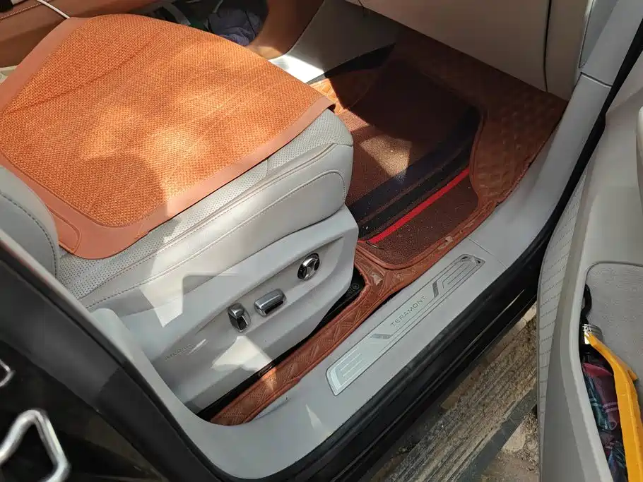 Volkswagen Teramont — миниатюра 8