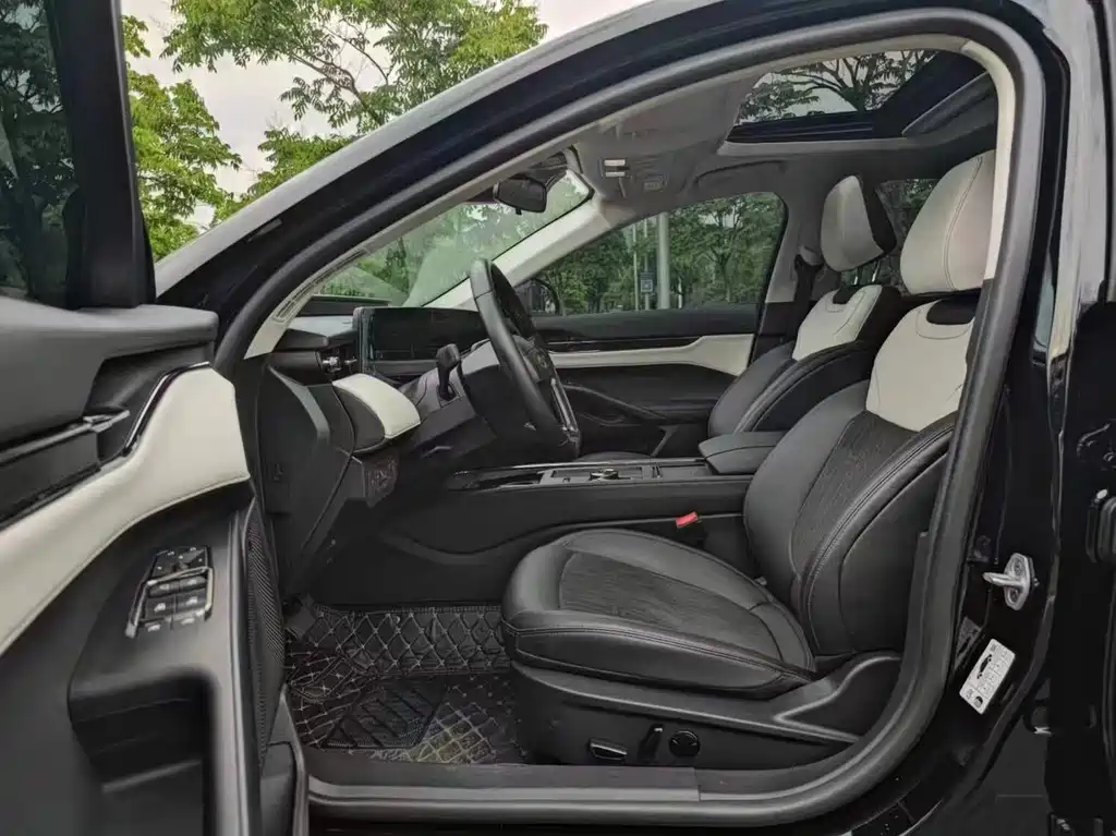 Ford Mondeo — миниатюра 6