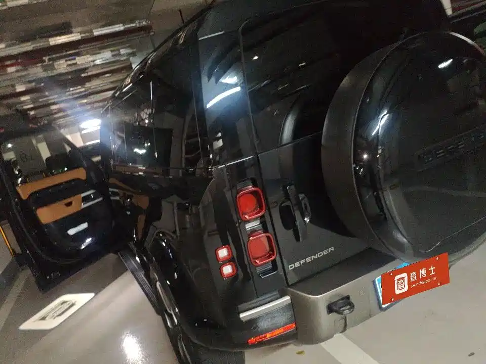 Land Rover Defender — миниатюра 12