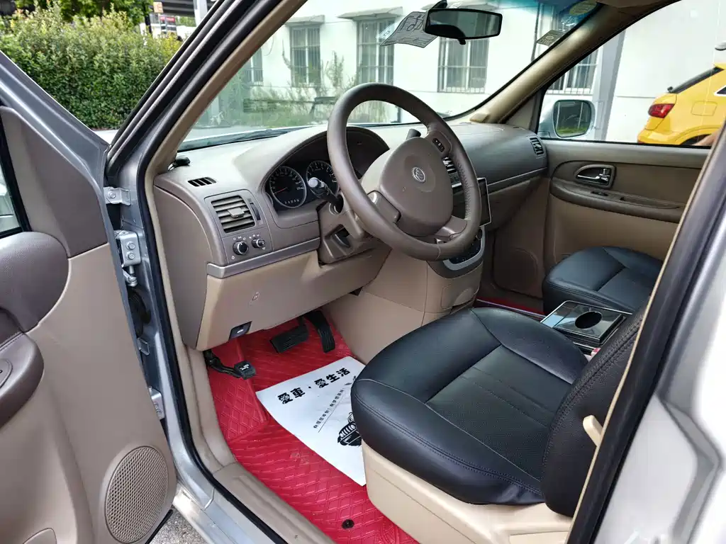 Buick GL8 — миниатюра 16