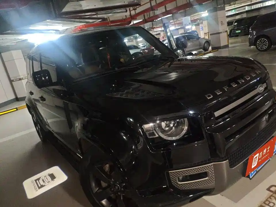 Land Rover Defender — миниатюра 2