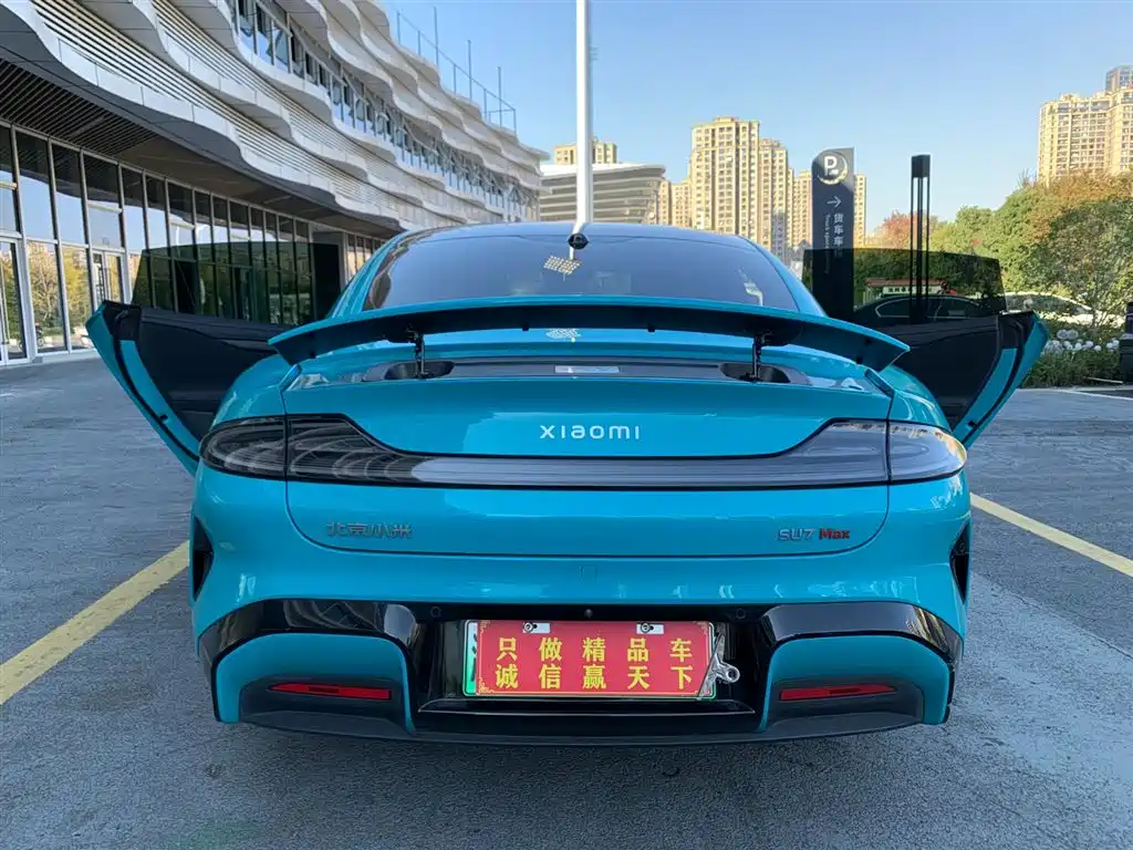 XIAOMI CAR XIAOMI SU7