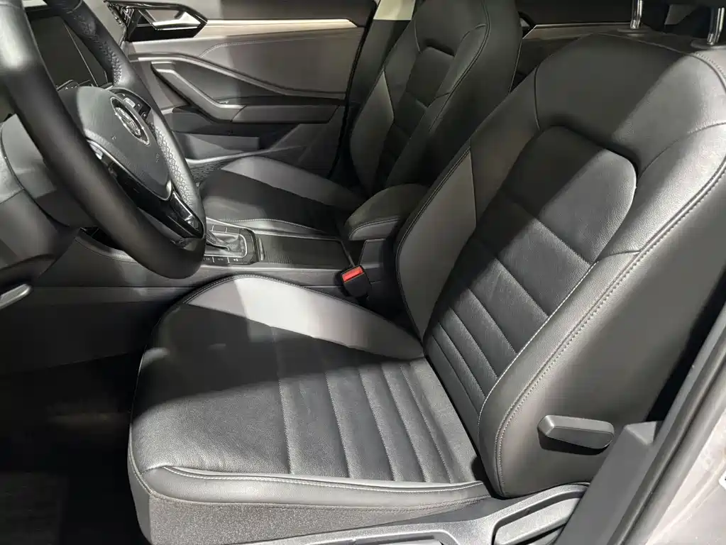 Volkswagen Sagitar — миниатюра 8