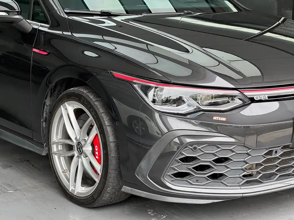 Volkswagen Golf GTI — миниатюра 4
