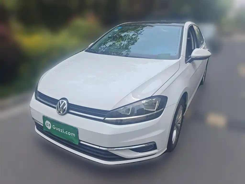 Купить Volkswagen Golf