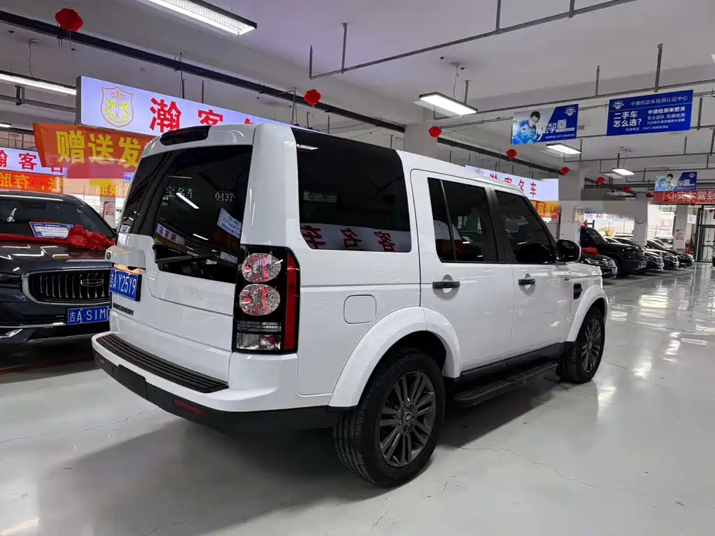 Land Rover Discovery 2016 3.0 SC SE