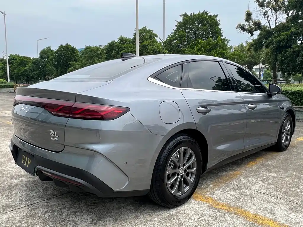 BYD Qin L — миниатюра 4