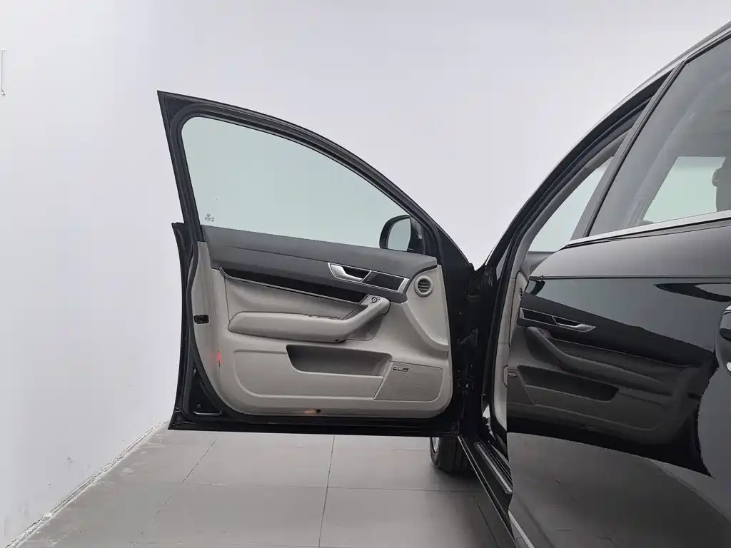 Audi A6L — миниатюра 8