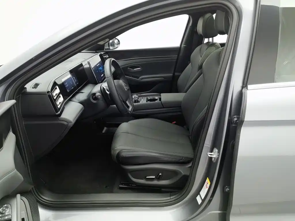 BYD Qin L — миниатюра 10