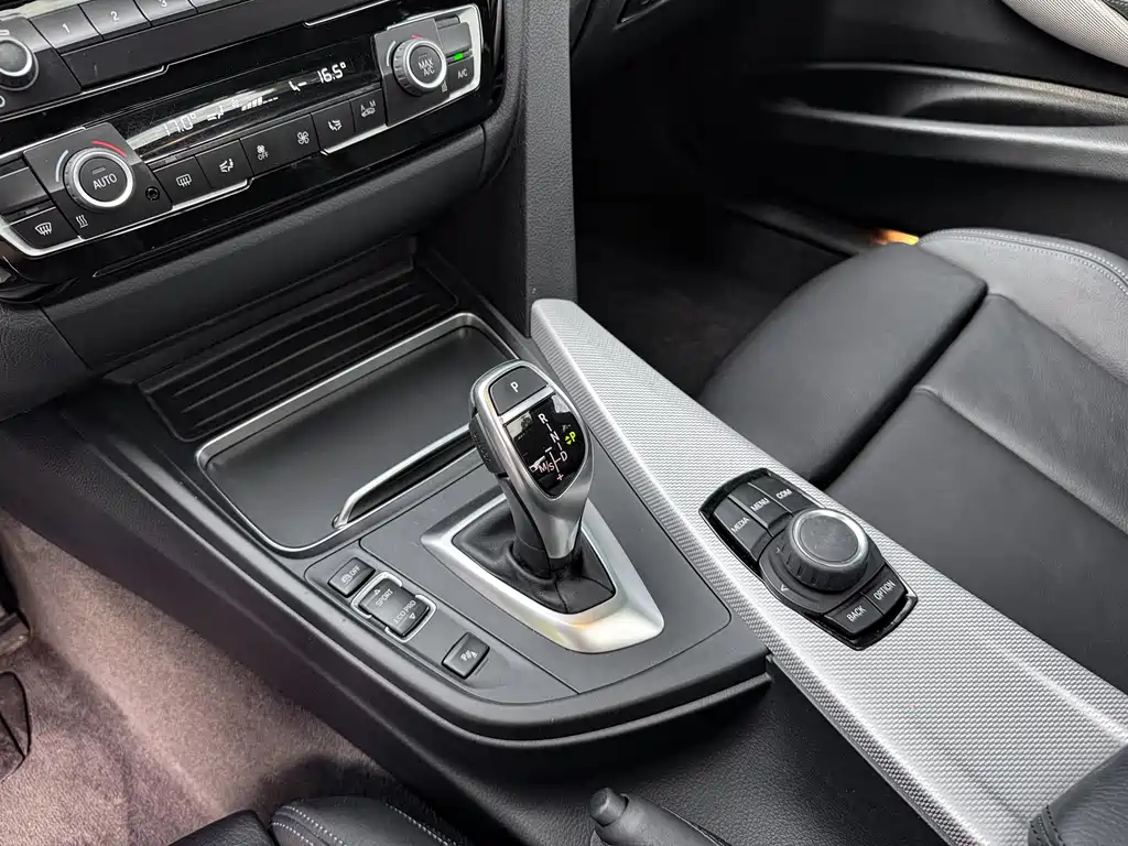 BMW 3 Series 3 2018 320i M Sport