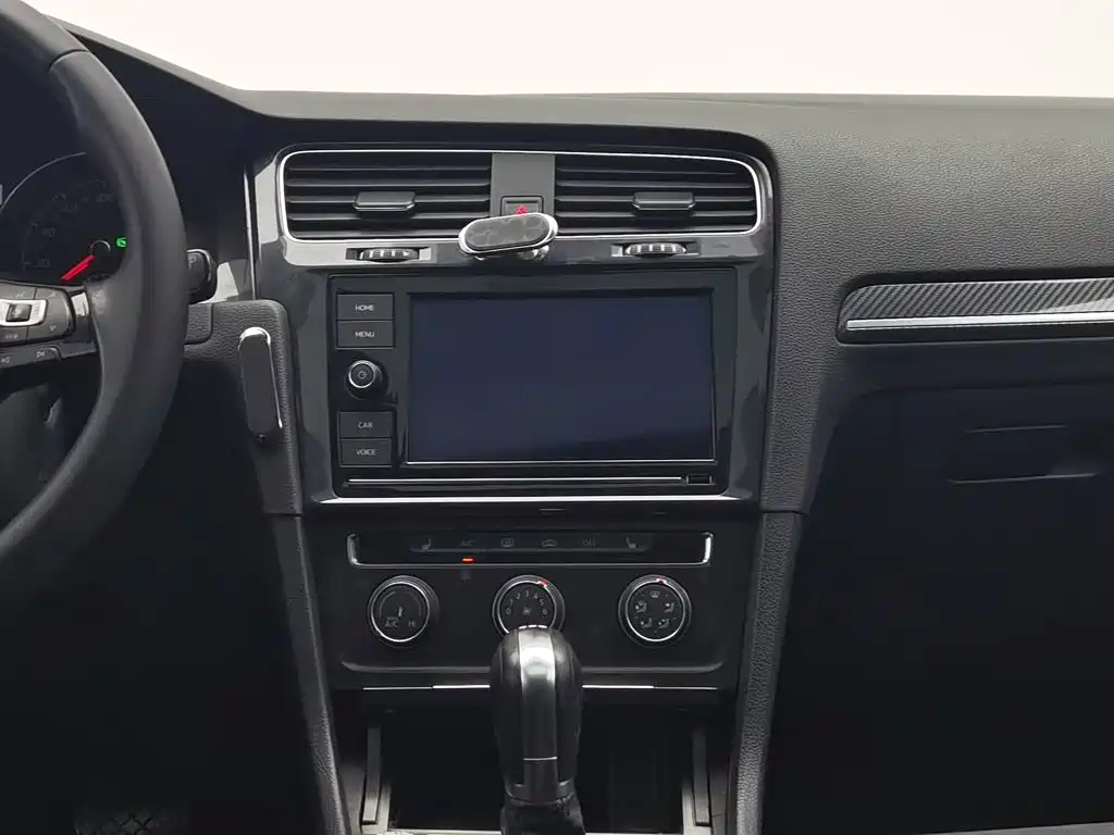 Volkswagen Golf — миниатюра 12