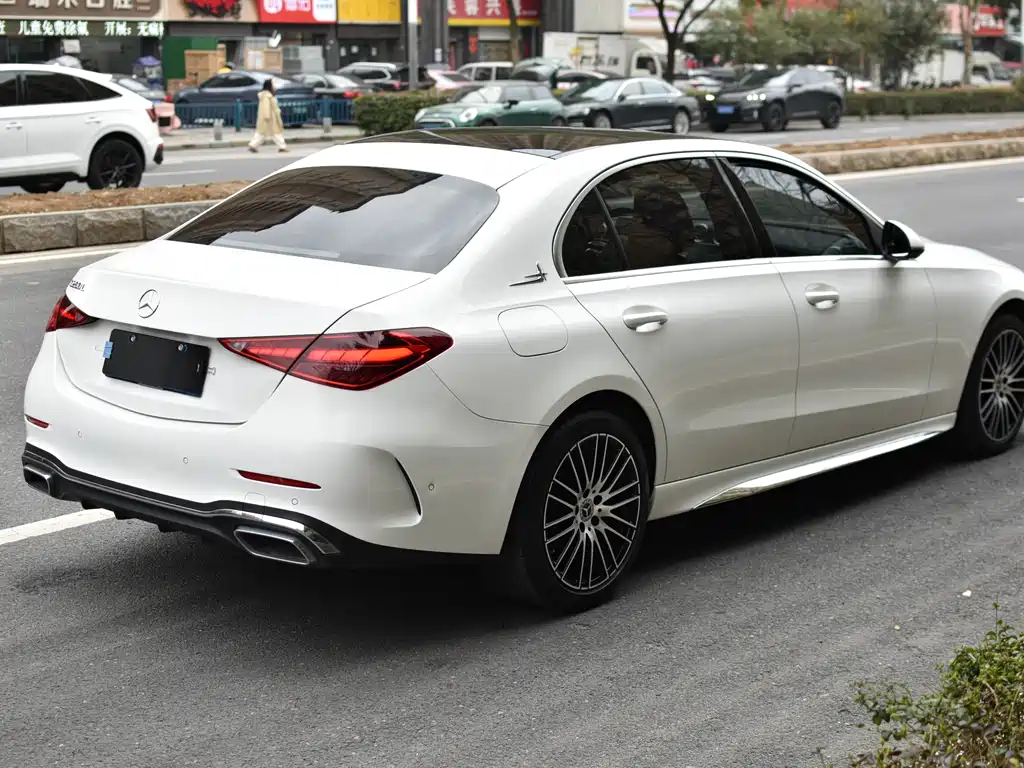 MERCEDES-BENZ C CLASS