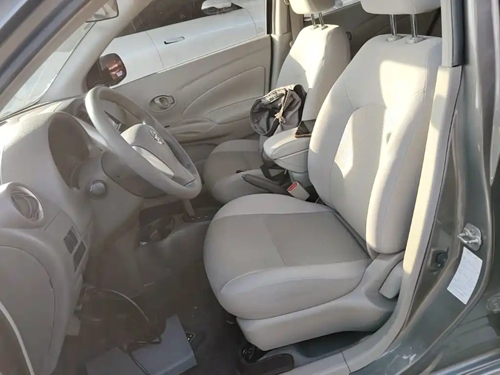Nissan Sunny — миниатюра 15
