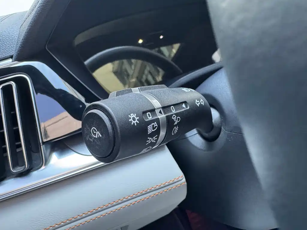 BYD PLUS New Energy — миниатюра 17