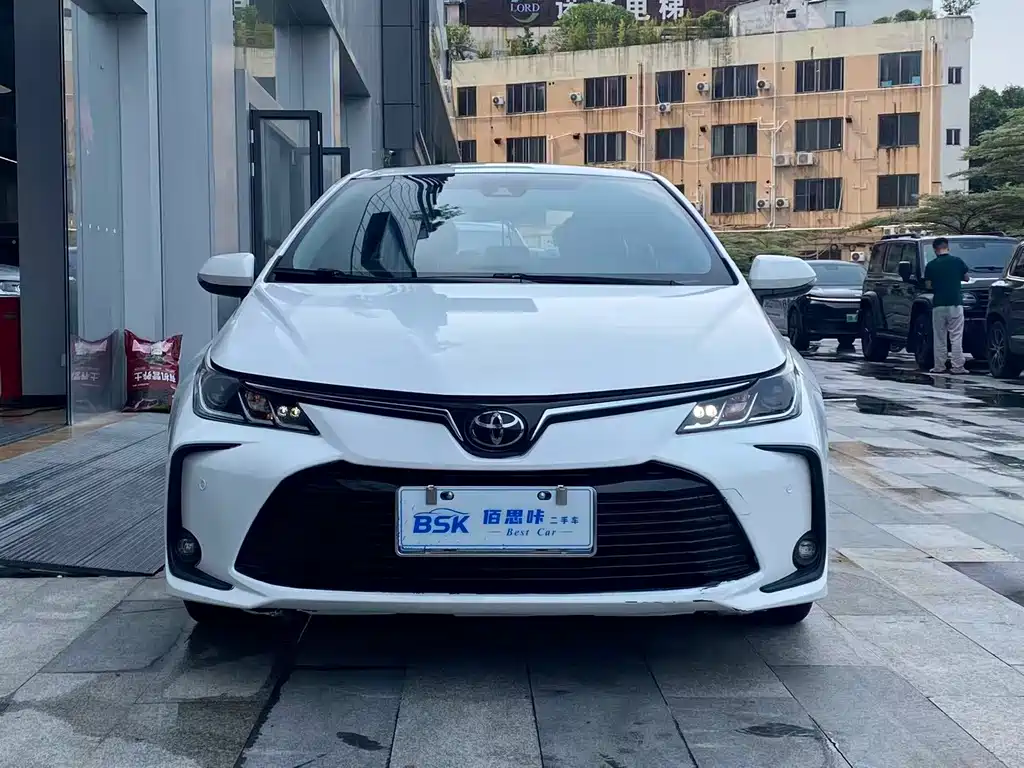 Toyota Corolla — миниатюра 2