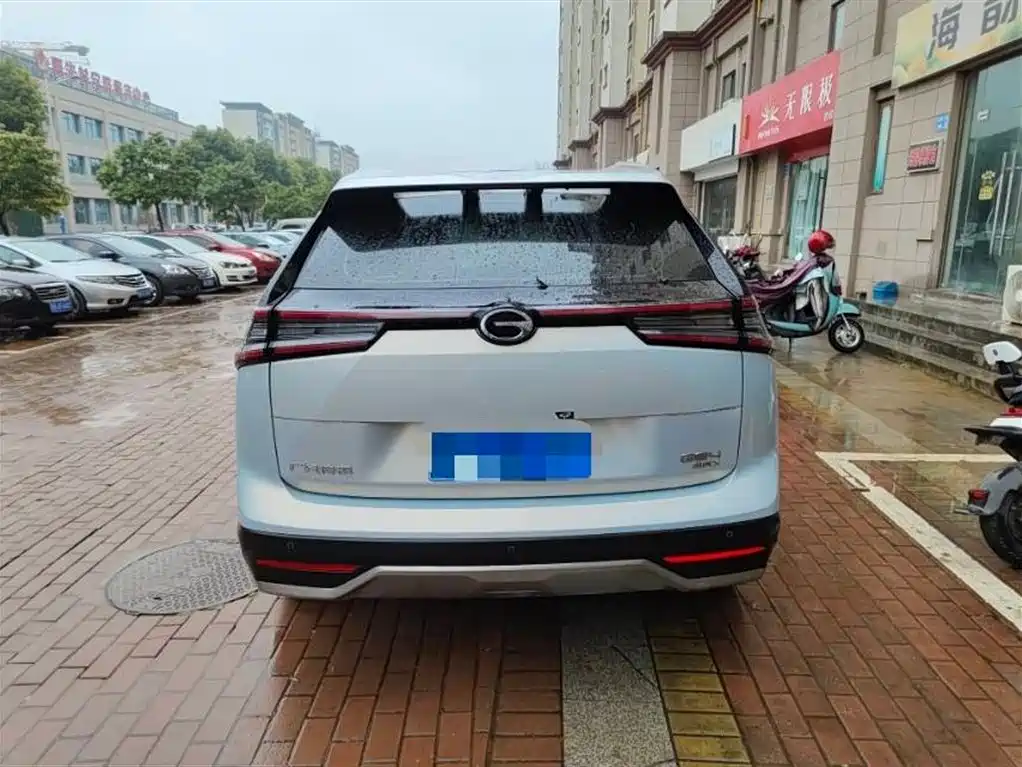 GAC TRUMPCHI GS4