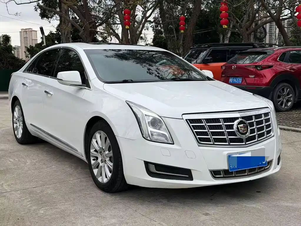 Cadillac XTS 2014