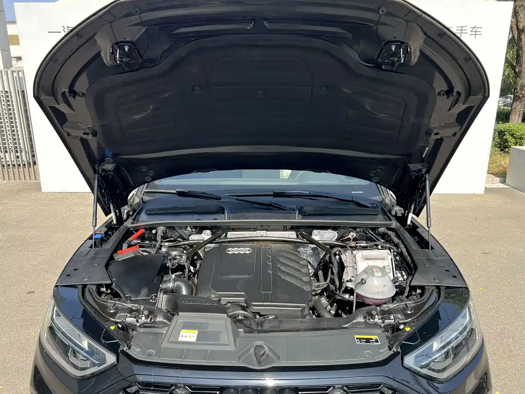 Audi Q5L — миниатюра 11