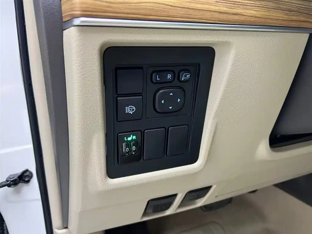 Toyota Land Cruiser Prado 2018 4.0L