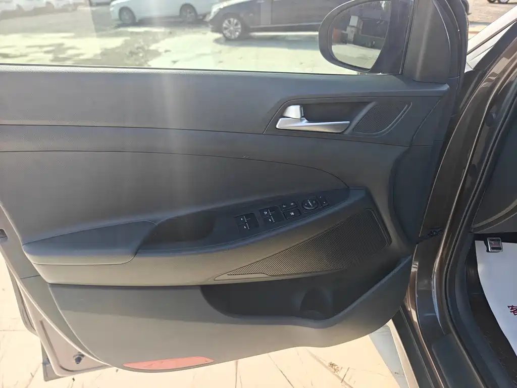 Hyundai Tucson 2015 1.6T DCT