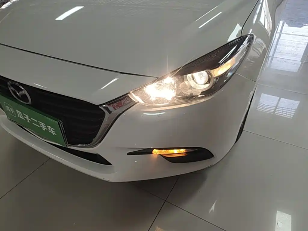 Mazda 3 Axela — миниатюра 24