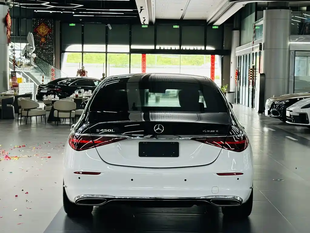 Mercedes-Benz S-Class — миниатюра 8
