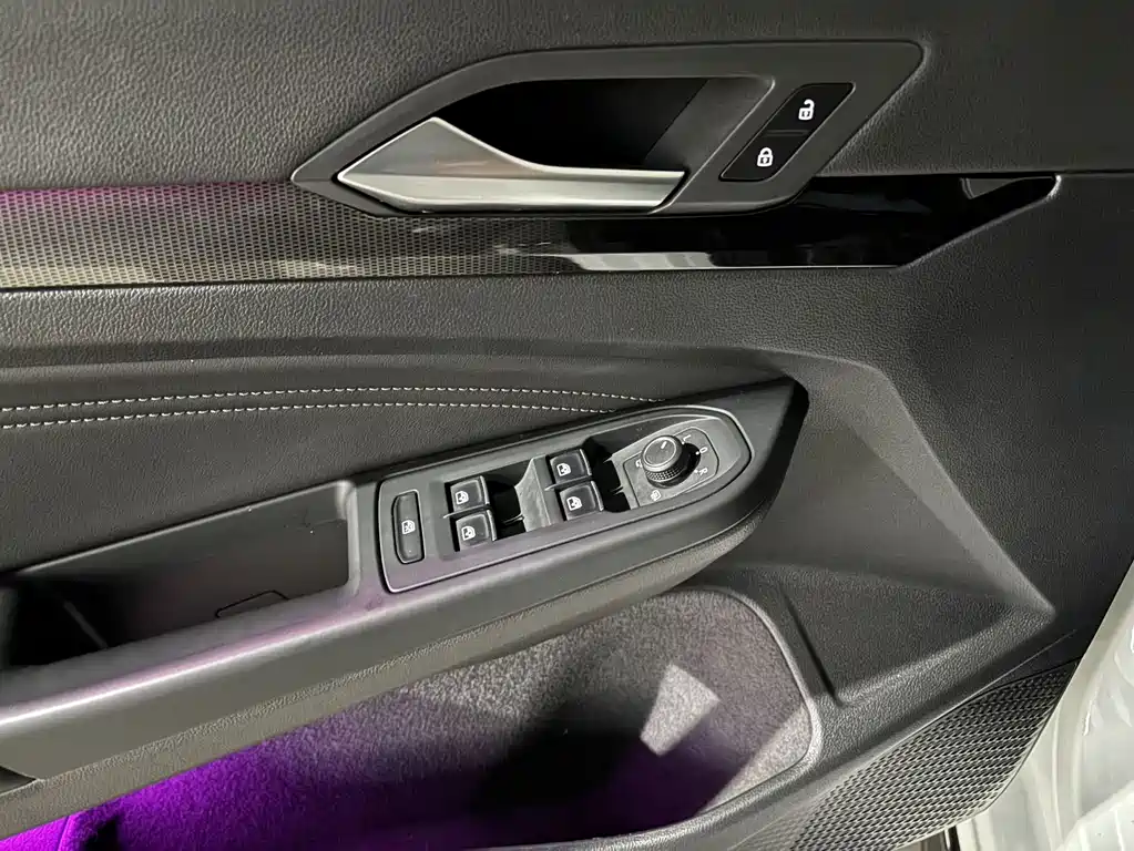 Volkswagen Golf — миниатюра 7